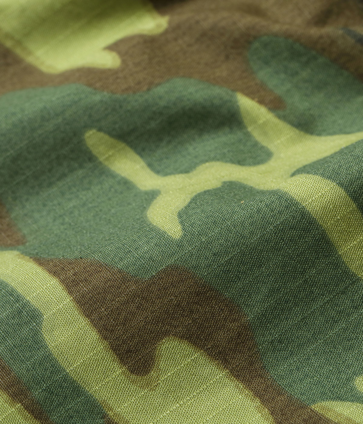 Lot No. BR15845 / Type M-65 HOOD CAMOUFLAGE WATER REPELLENT CIVILIAN MODEL.