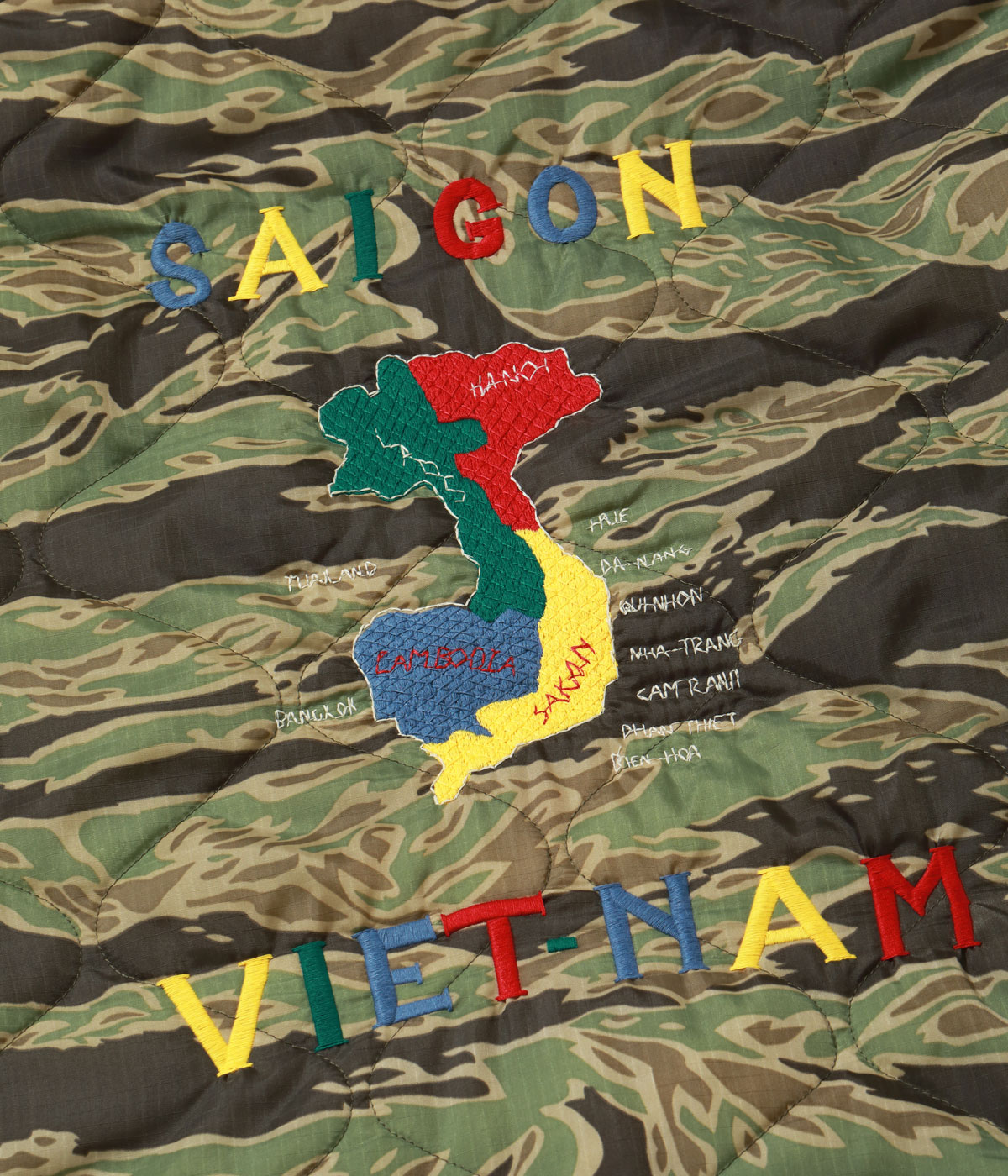 Lot No. TT15979 / Early 1960s Style Reversible Vietnam Jacket ��VIETNAM TIGER�� �� ��VIETNAM MAP��