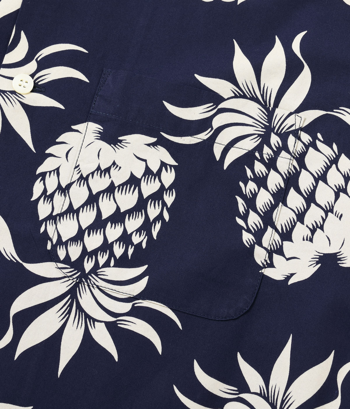 Lot No. DK37811 / DUKE KAHANAMOKU COTTON HAWAIIAN SHIRT DUKE'S PINEAPPLE