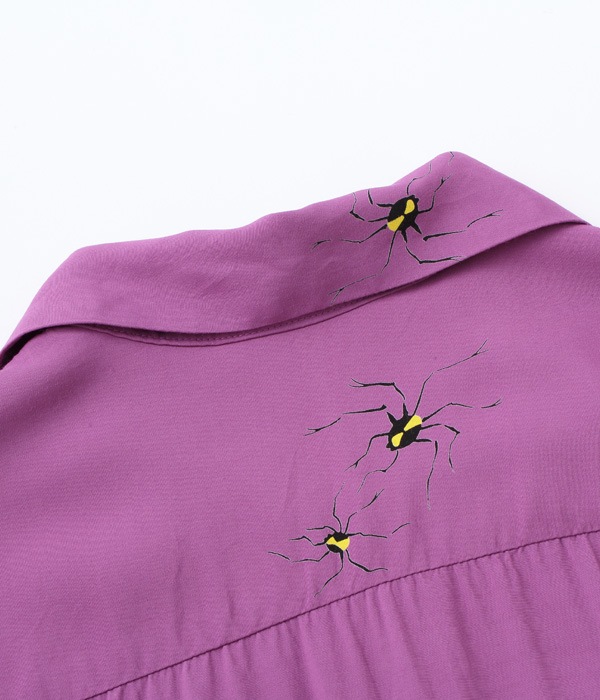 Lot No. SH38872 / HIGH DENSITY RAYON PULLOVER SHIRT TARANTULA