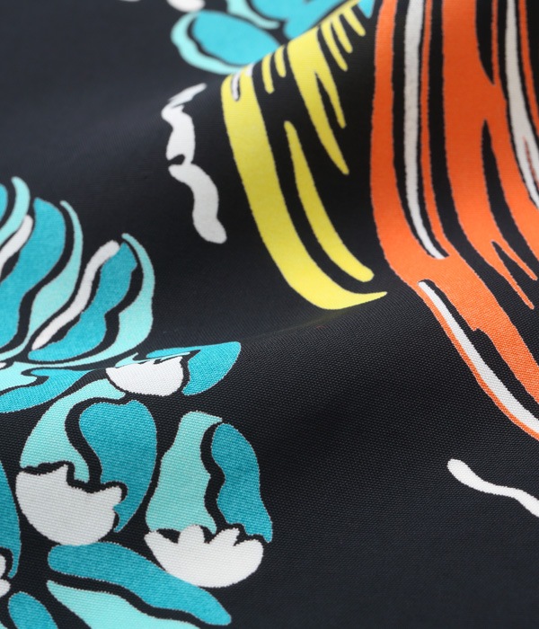 Lot No. SS38794 / RAYON HAWAIIAN SHIRT BANANA HARVEST