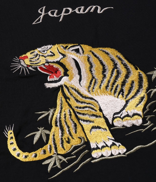 Lot No. TT69298 / LONG SLEEVE SUKA T-SHIRT EMBROIDERED TIGER