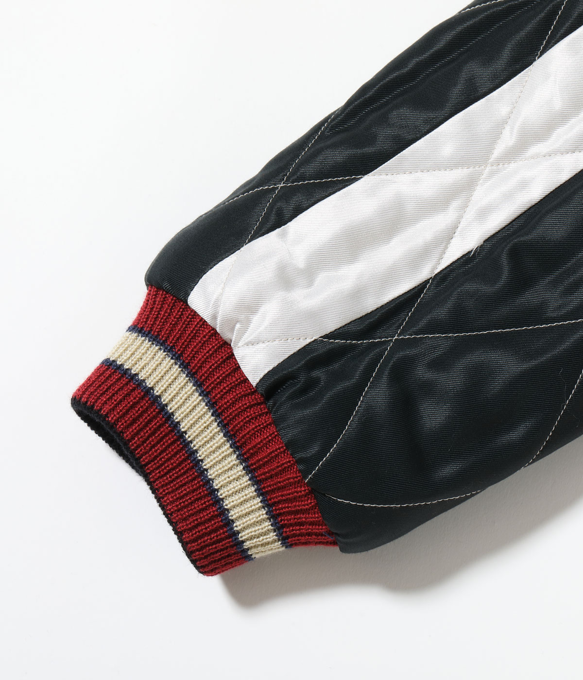 Lot No. TT15543-190 / Mid 1950s Style Acetate Quilted Souvenir Jacket LANDSCAPE  DUELLING DRAGONS