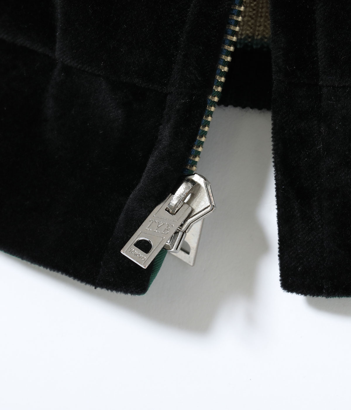 Lot No. TT15795-119 / Mid 1950s Style Velveteen (Two-tone)  Acetate Souvenir Jacket TIGER HEAD  GOLD DRAGON