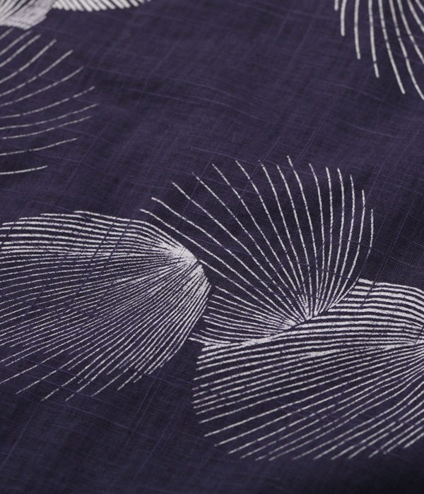 Lot No. DK39094 / DUKE KAHANAMOKU COTTON / LINEN HAWAIIAN SHIRT DUKE'S SHELL