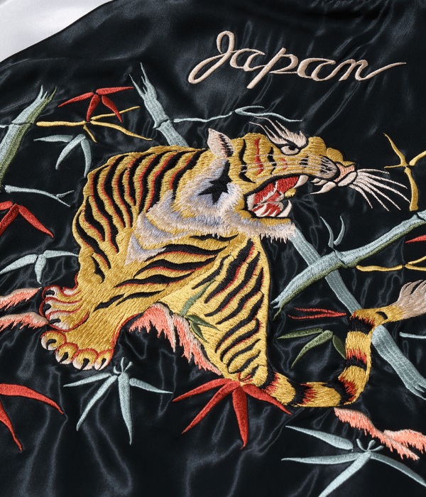 Lot No. TT15491-128 / Early 1950s Style Acetate Souvenir Jacket ��DRAGON HEAD�� �� ��ROARING TIGER��