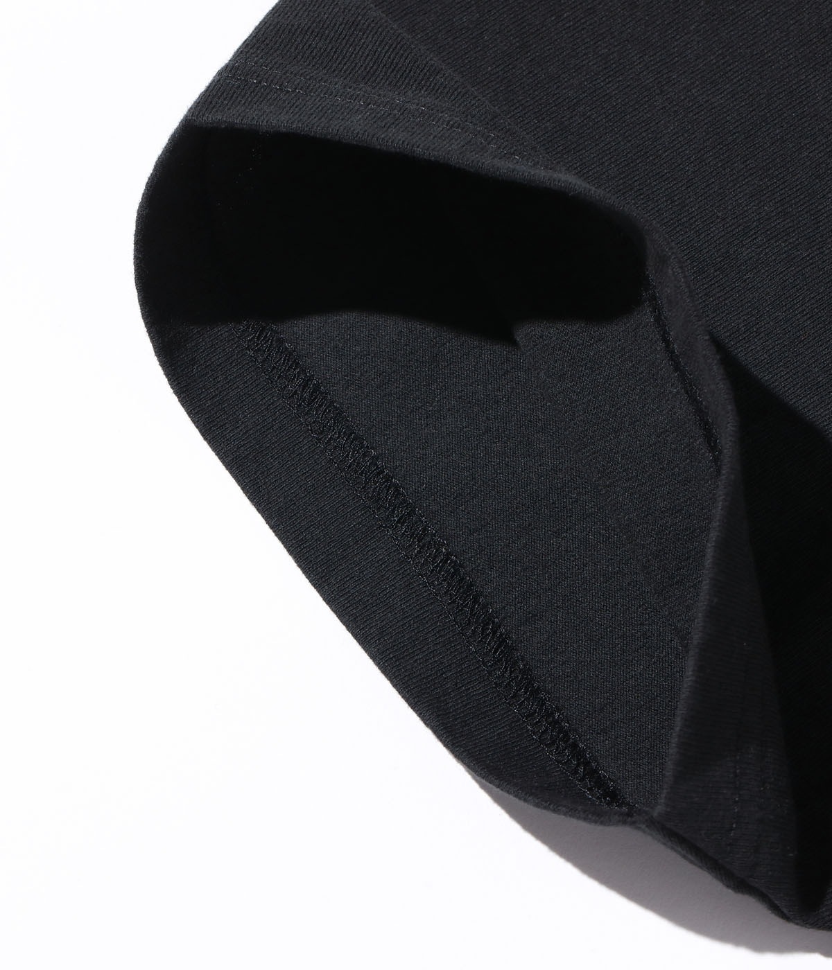 Lot No. TT79389 / SUKA T-SHIRT EMBROIDERED ��RISING DRAGON��