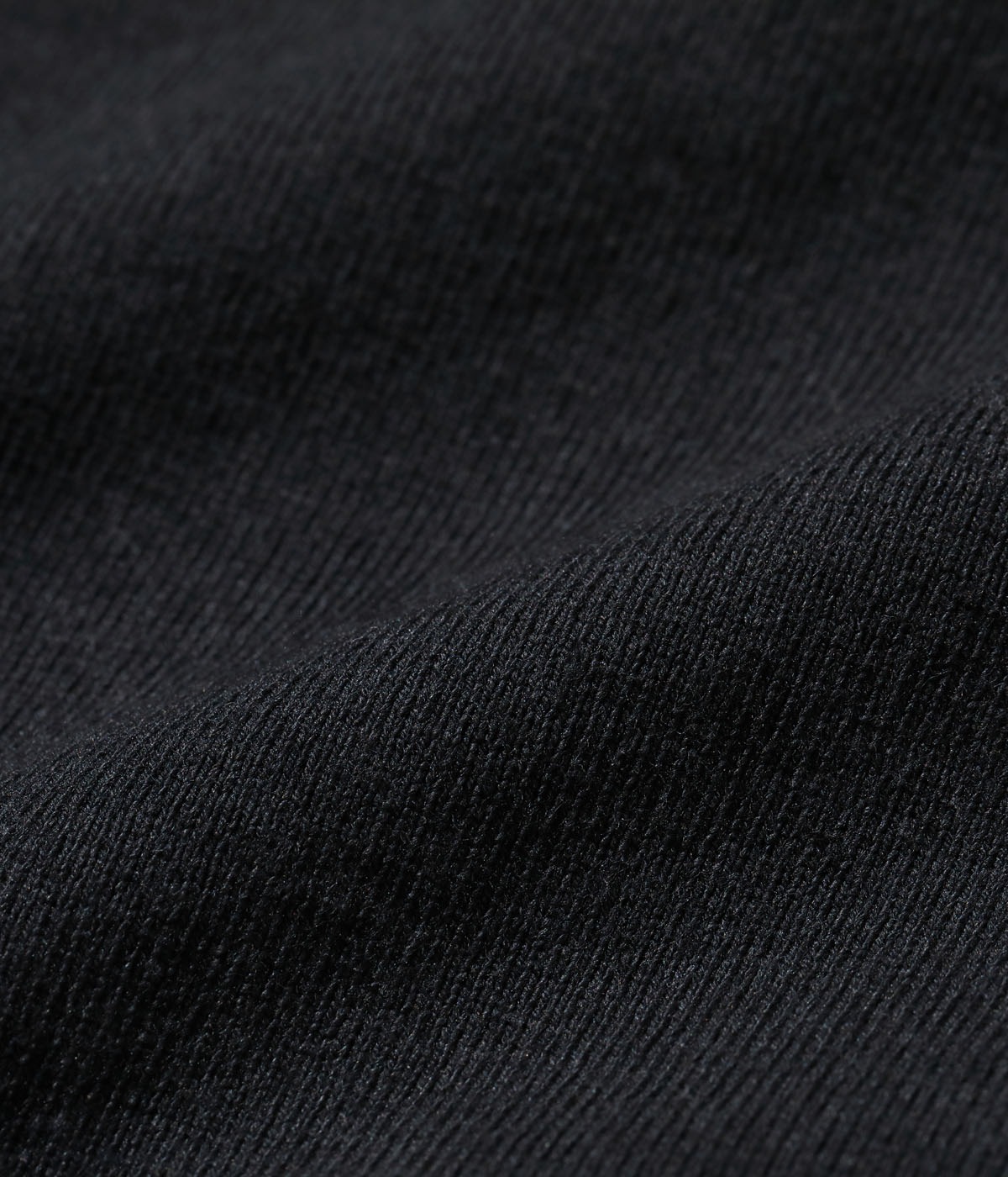 Lot No. TT79389 / SUKA T-SHIRT EMBROIDERED ��RISING DRAGON��