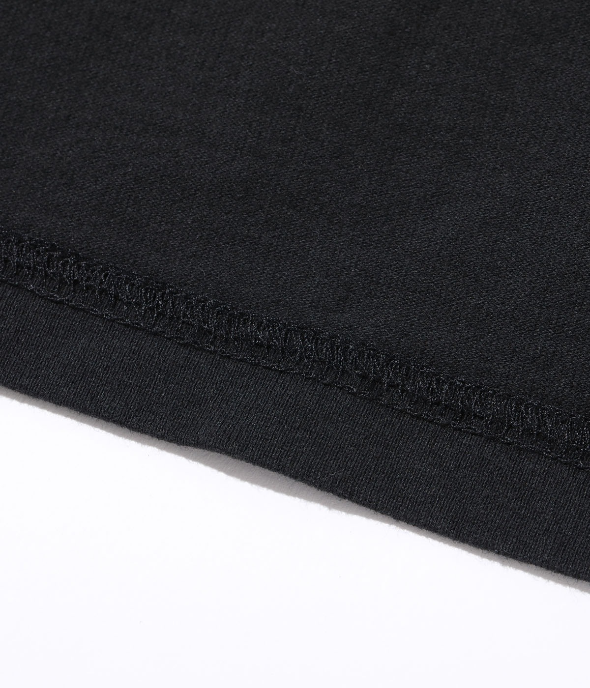 Lot No. TT79389 / SUKA T-SHIRT EMBROIDERED RISING DRAGON