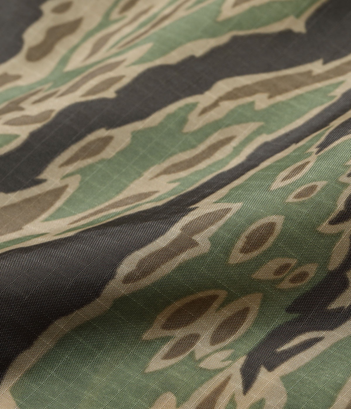 Lot No. MO52625 / TRANKS, RIP STOP , TIGER CAMOUFLAGE, GENERAL PORPOSE