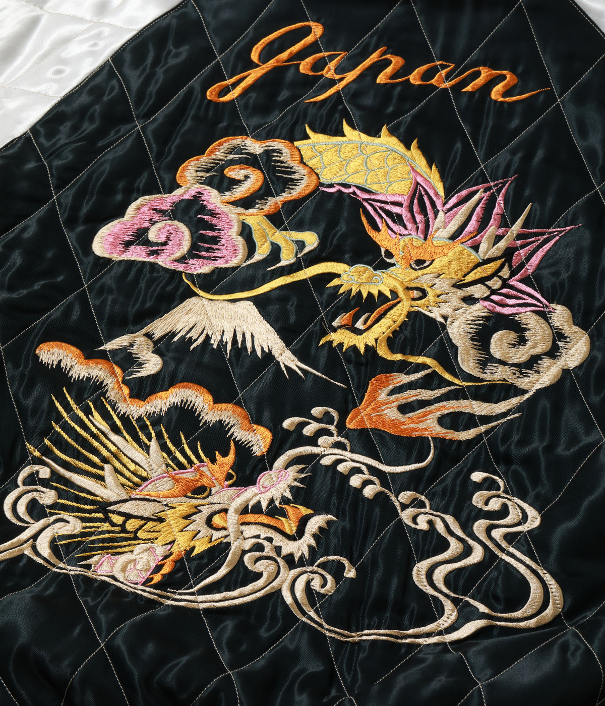 Lot No. TT15973-219 / Mid 1950s Style Acetate Quilted Souvenir Jacket ��WHITE TIGER�� �� ��DUELLING DRAGONS��