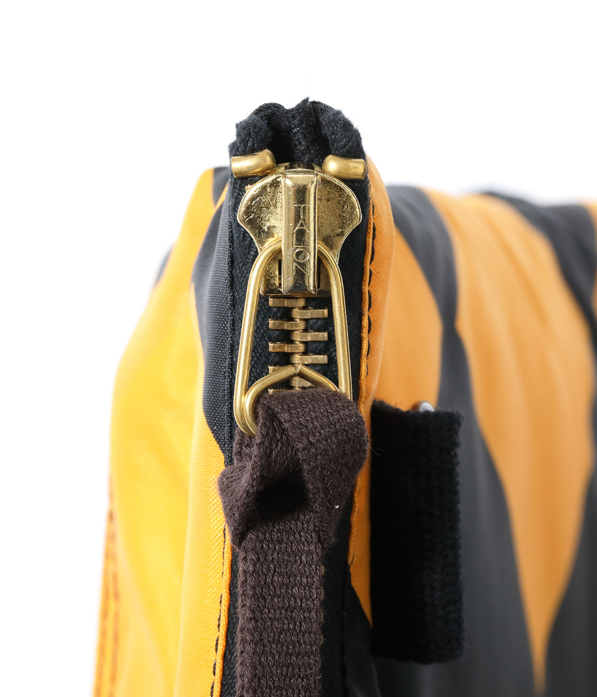 Lot No. BR02860 / LINE CREWMAN HELMET BAG