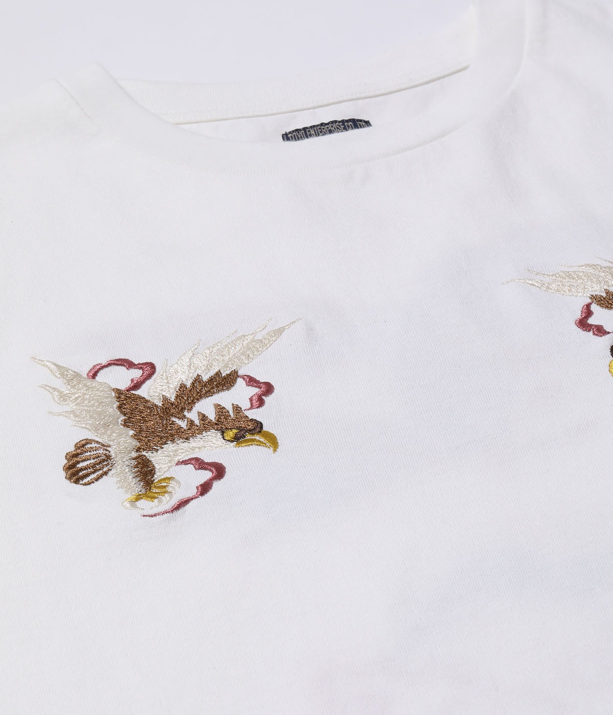 Lot No. TT79392 / SUKA T-SHIRT EMBROIDERED ��EAGLE & Mt. FUJI��