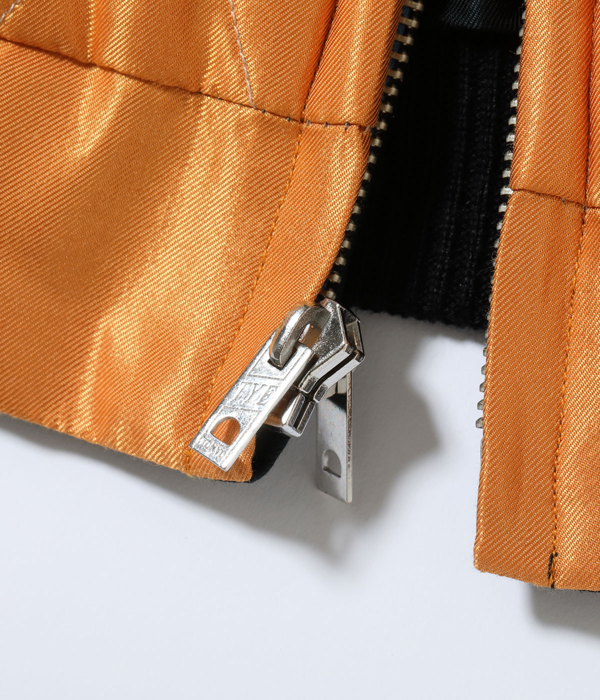 Lot No. TT15791-159 / Early 1950s Style Acetate Quilted Souvenir Jacket WHITE TIGER  LANDSCAPE