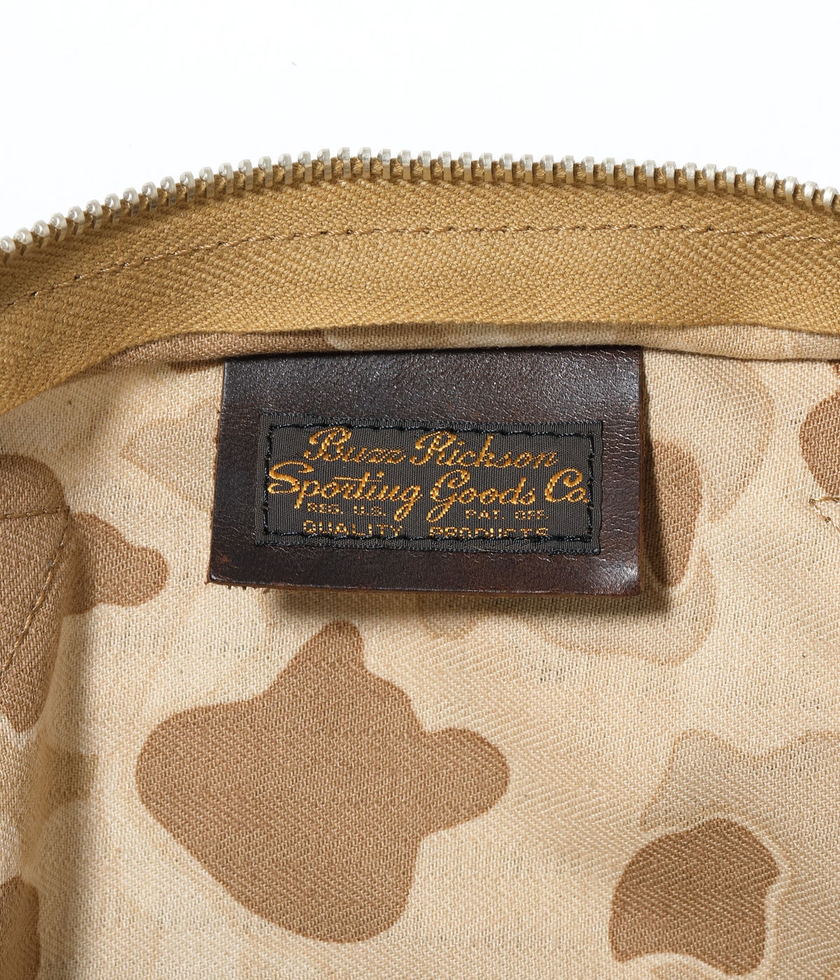 Lot No. BR02879 / SUIT-PNEUMATIC ANTI-G, TYPE G-3A FROG SKIN CAMOUFLAGE BAG