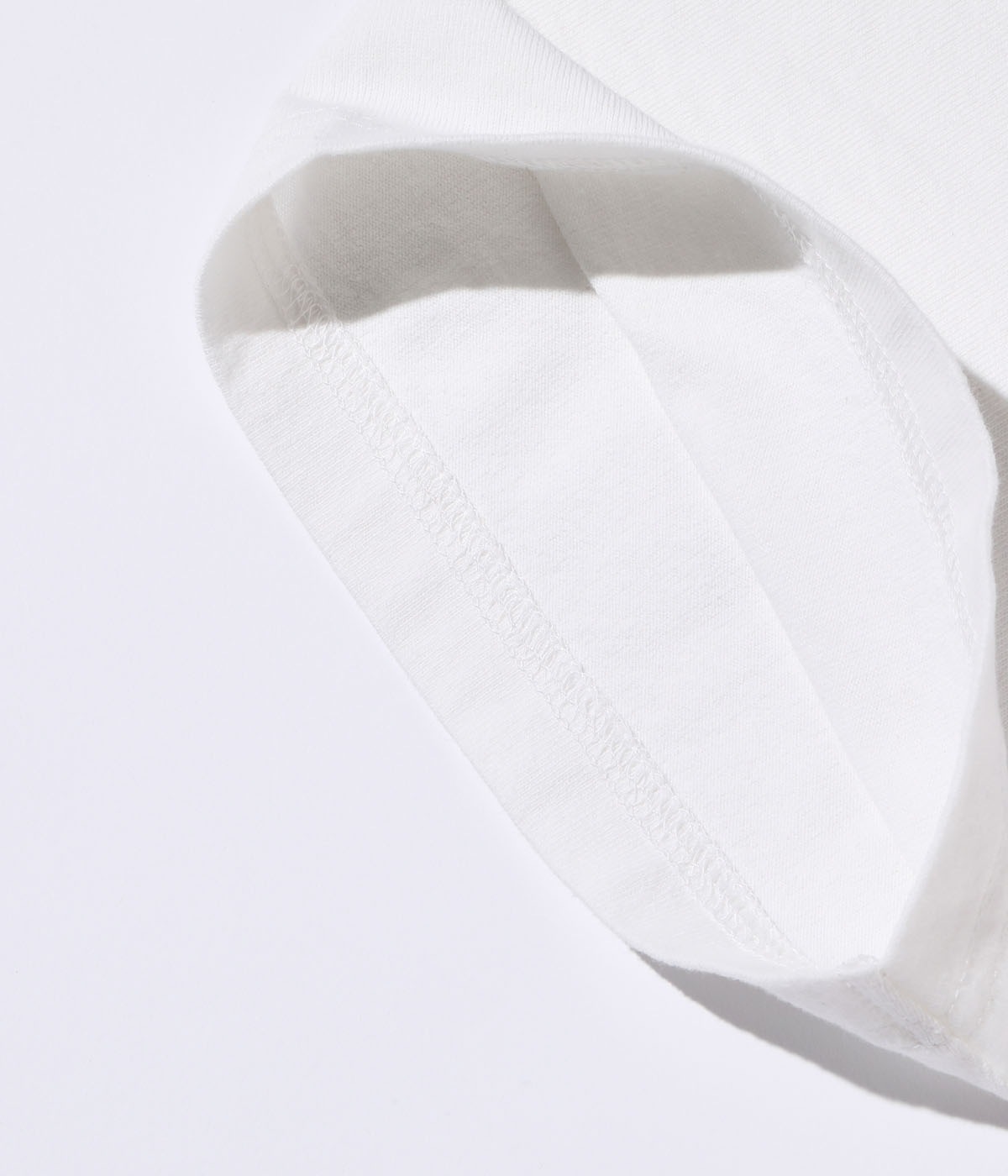 Lot No. TT79393 / SUKA POCKET T-SHIRT EMBROIDERED SKULL & SNAKE