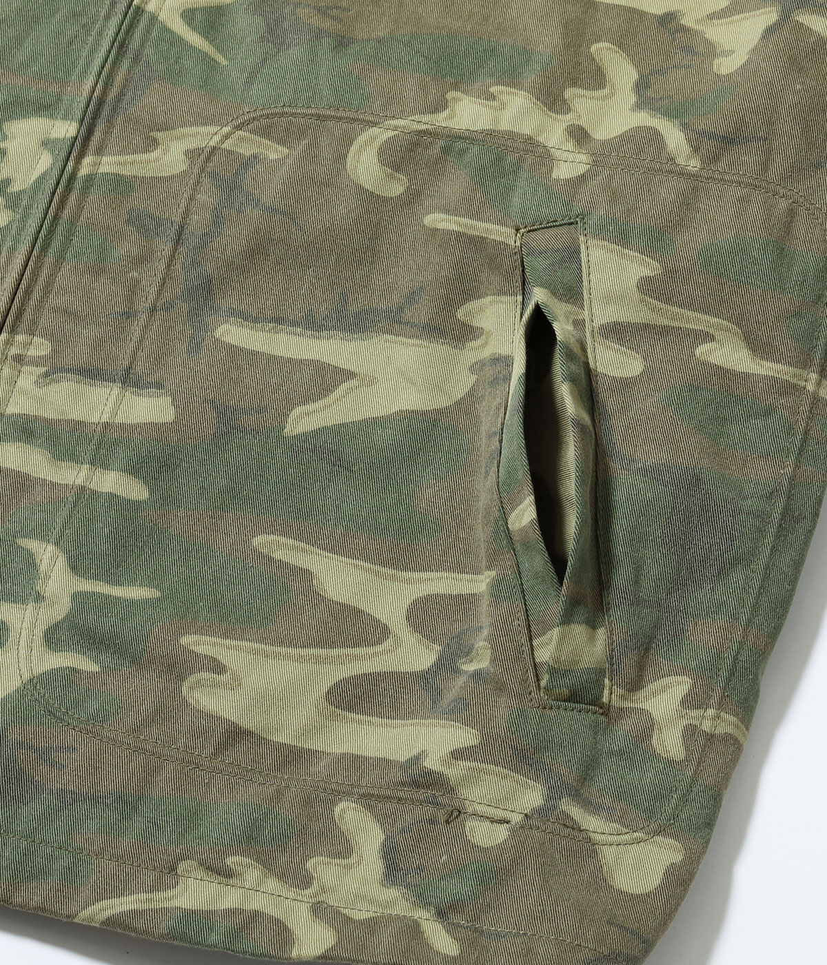 Lot No. BR15889 / TOUR JACKET ERDL CAMO U.S. MARINE CORPS 3rd MAR. DIV. 3rd TKS. BN