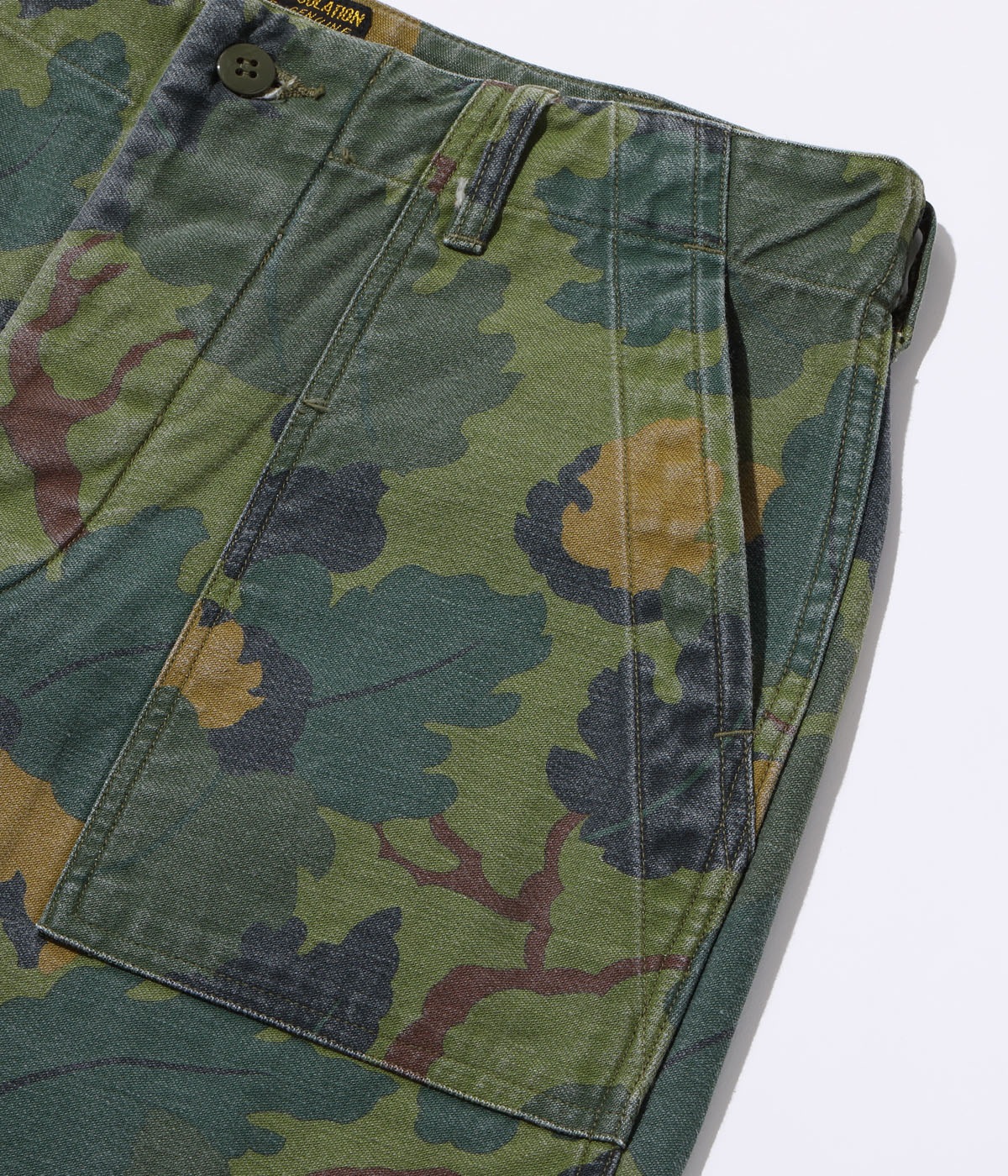 Lot No. BR52543 / MITCHELL PATTERN CAMOUFLAGE SHORTS CIVILIAN MODEL