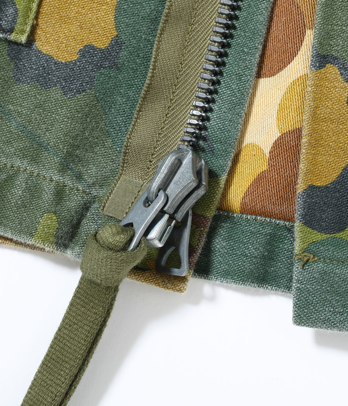 Lot No. BR15519 / MITCHELL PATTERN CAMOUFLAGE PARKA CIVILIAN MODEL