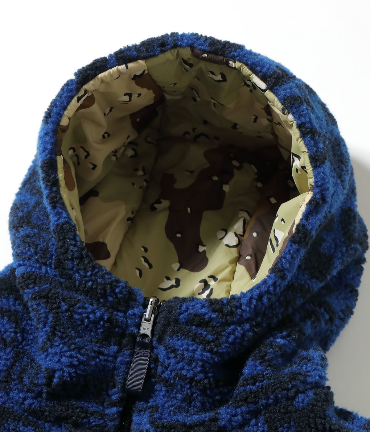 Lot No. SS15830 / SURFRIDERS REVERSIBLE BOA HOODIE PRIMALOFT