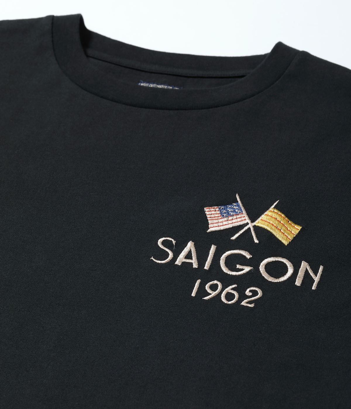 Lot No. TT79590 / SUKA T-SHIRT EMBROIDERED ��SAIGON VIET-NAM��