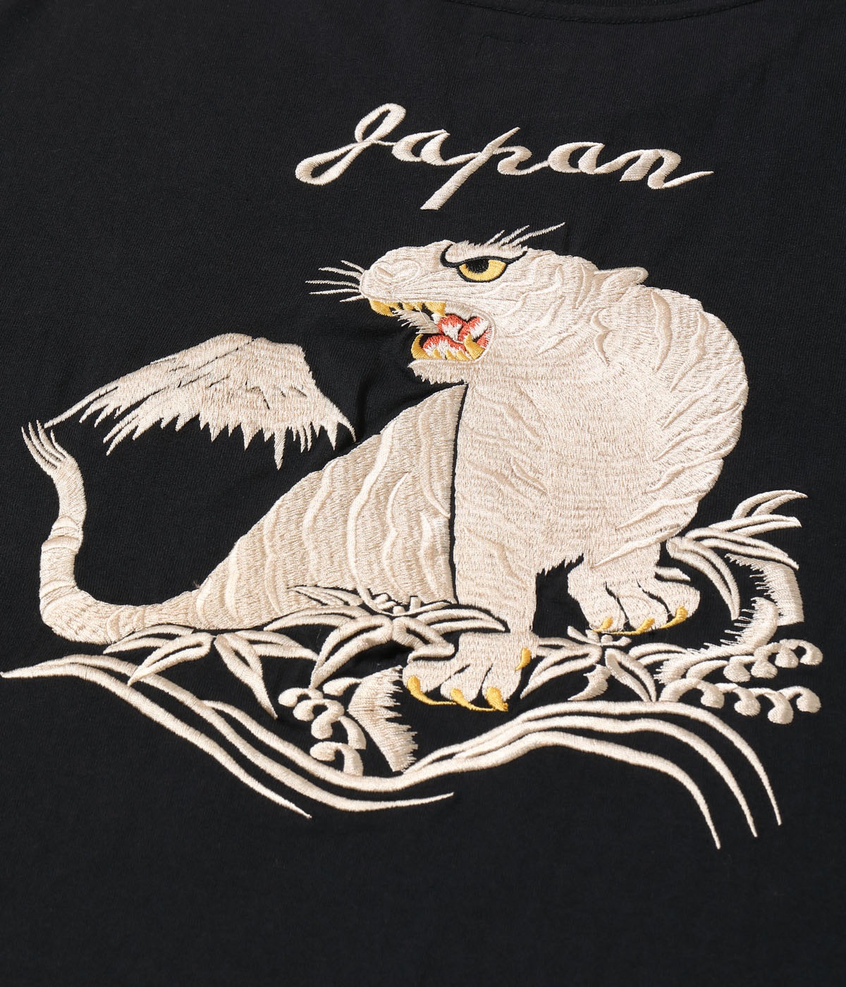 Lot No. TT79743 / SUKA T-SHIRT EMBROIDERED ��TIGER��