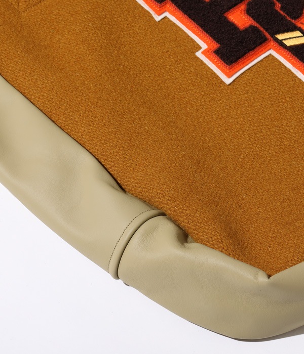 Lot No. WV02752 / 30oz. WOOL MELTON COW HIDE LEATHER AWARD BAG