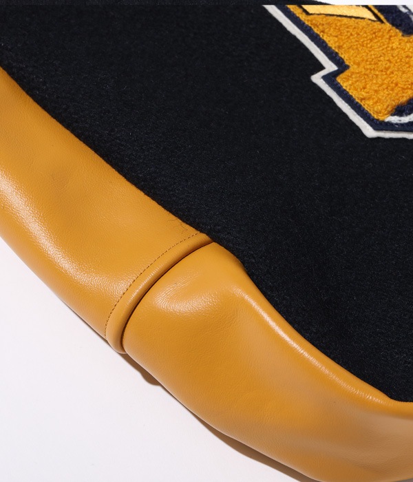 Lot No. WV02752 / 30oz. WOOL MELTON COW HIDE LEATHER AWARD BAG