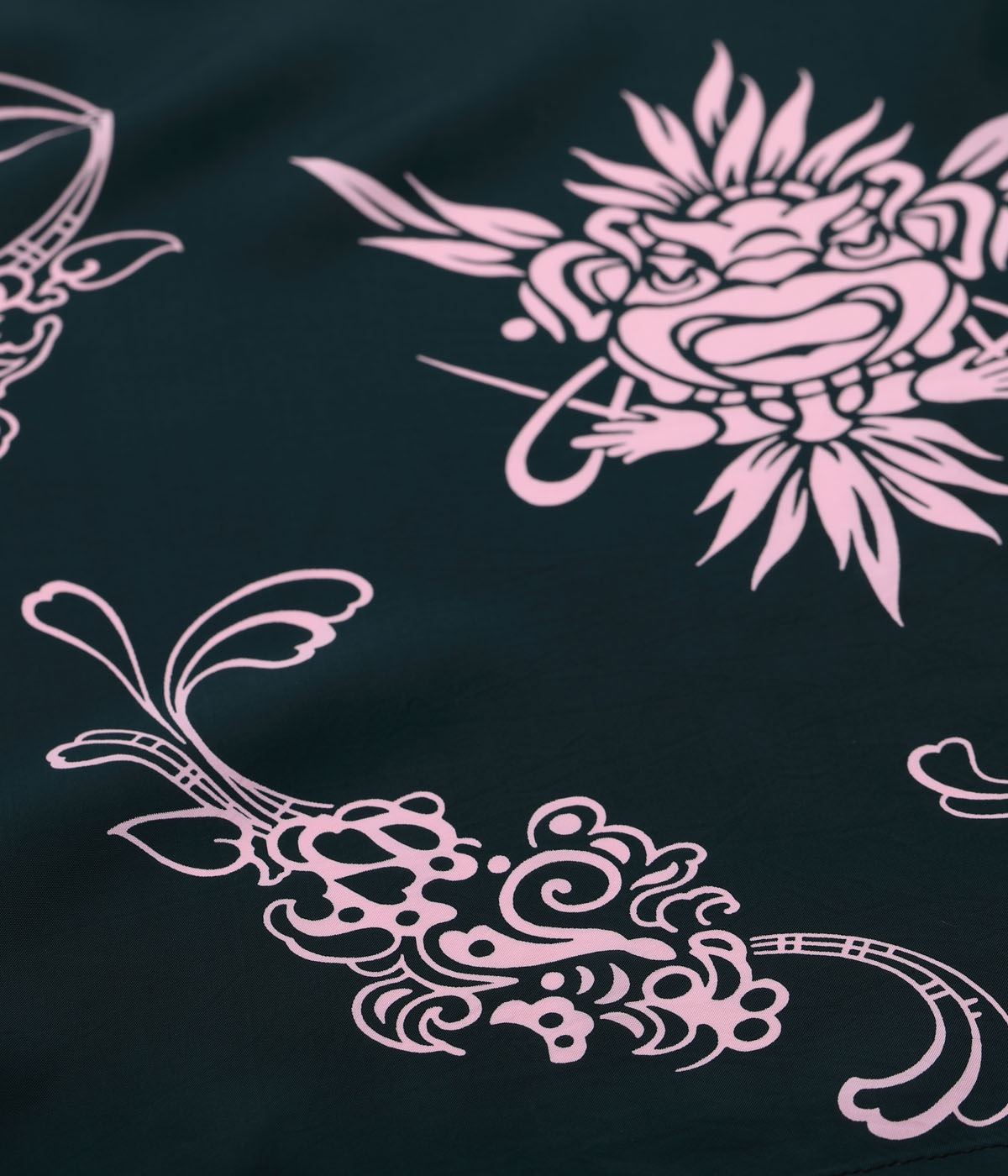 Lot No. SS39611 / RAYON HAWAIIAN SHIRT ��INCARNATION OF GOD��