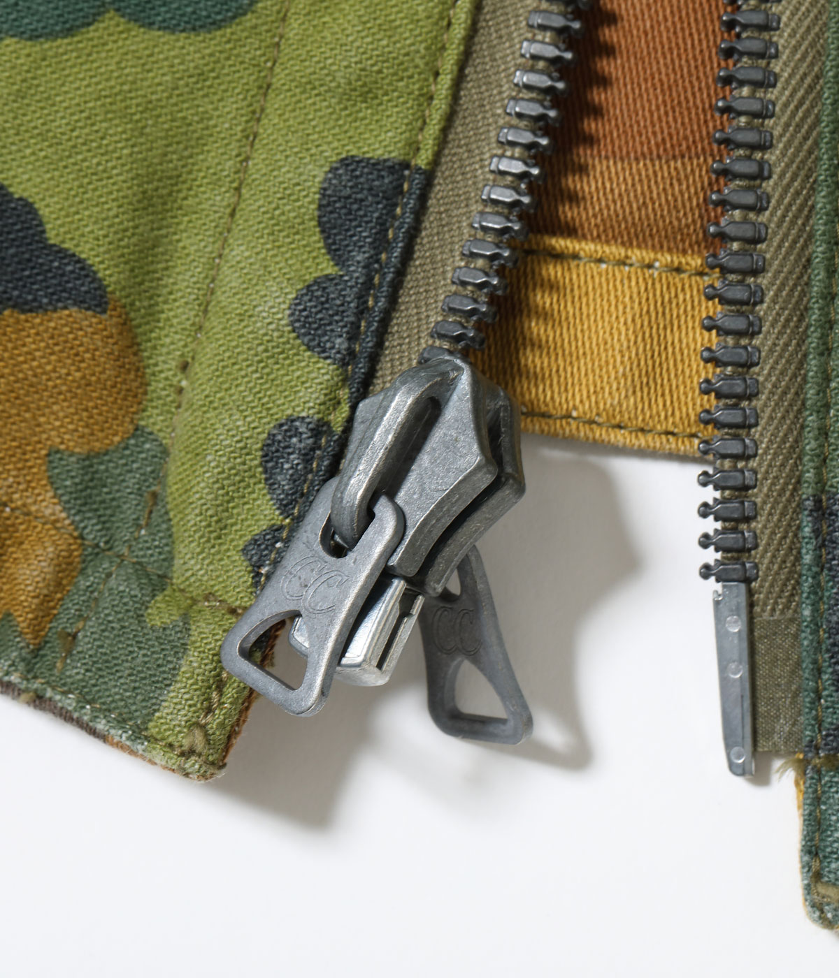 Lot No. BR15942 / MITCHELL PATTERN CAMOUFLAGE CIVILIAN VEST