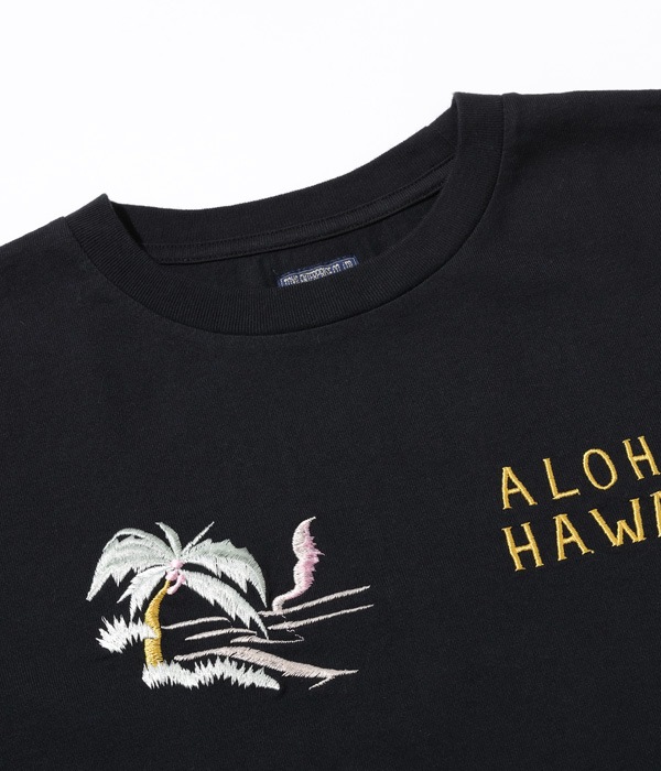 Lot No. TT78774 / SUKA T-SHIRT EMBROIDERED ALOHA HAWAII