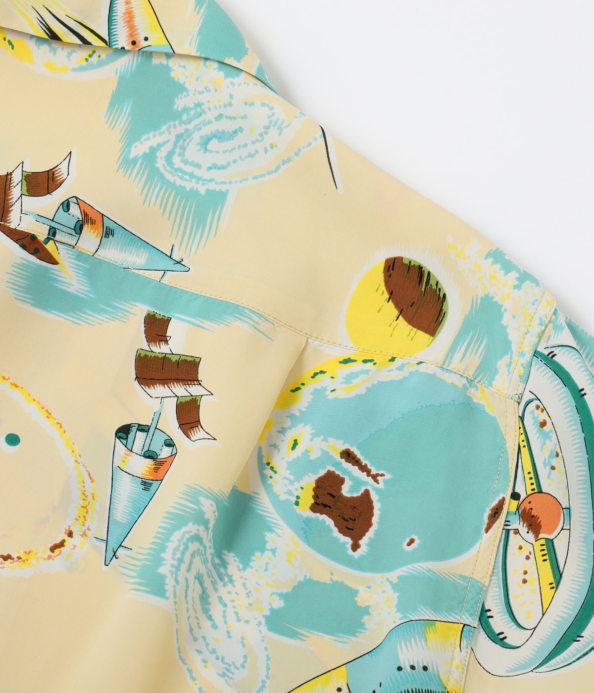 2025ǯ�ղ� ȯ����� / Lot No. SS39477 / SUN SURF SPECIAL EDITION ��THE SPACE SHIP��