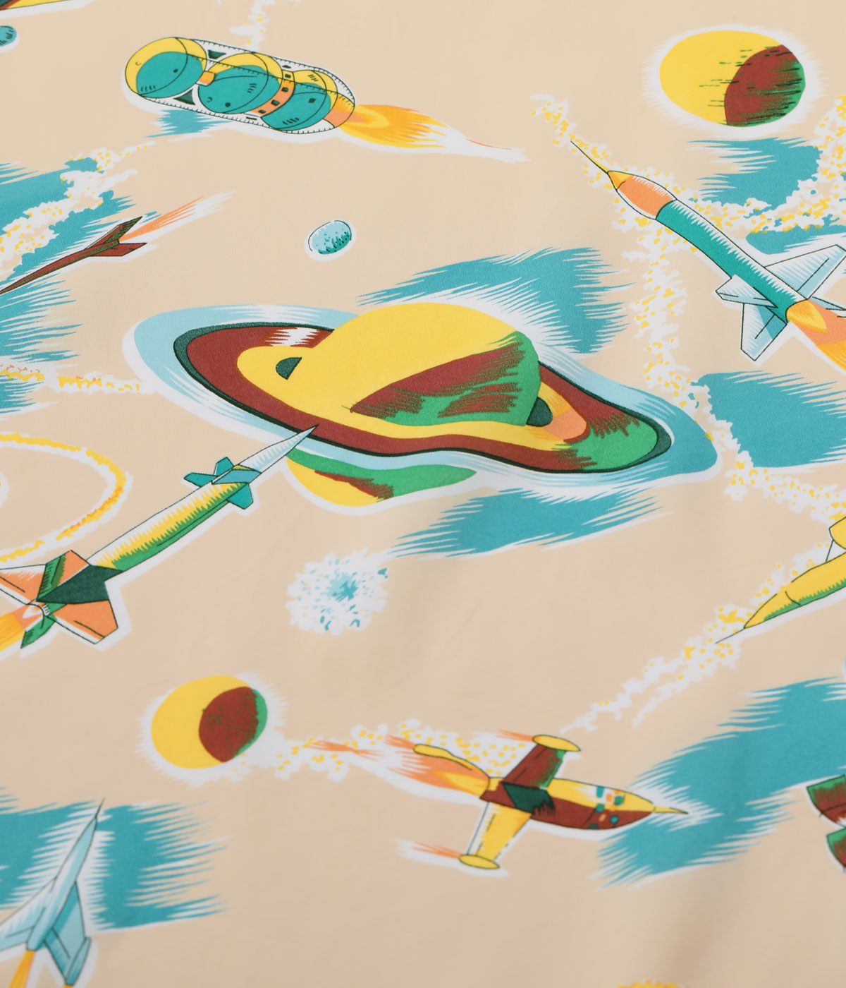 Lot No. SS39477 / SUN SURF SPECIAL EDITION ��THE SPACE SHIP��