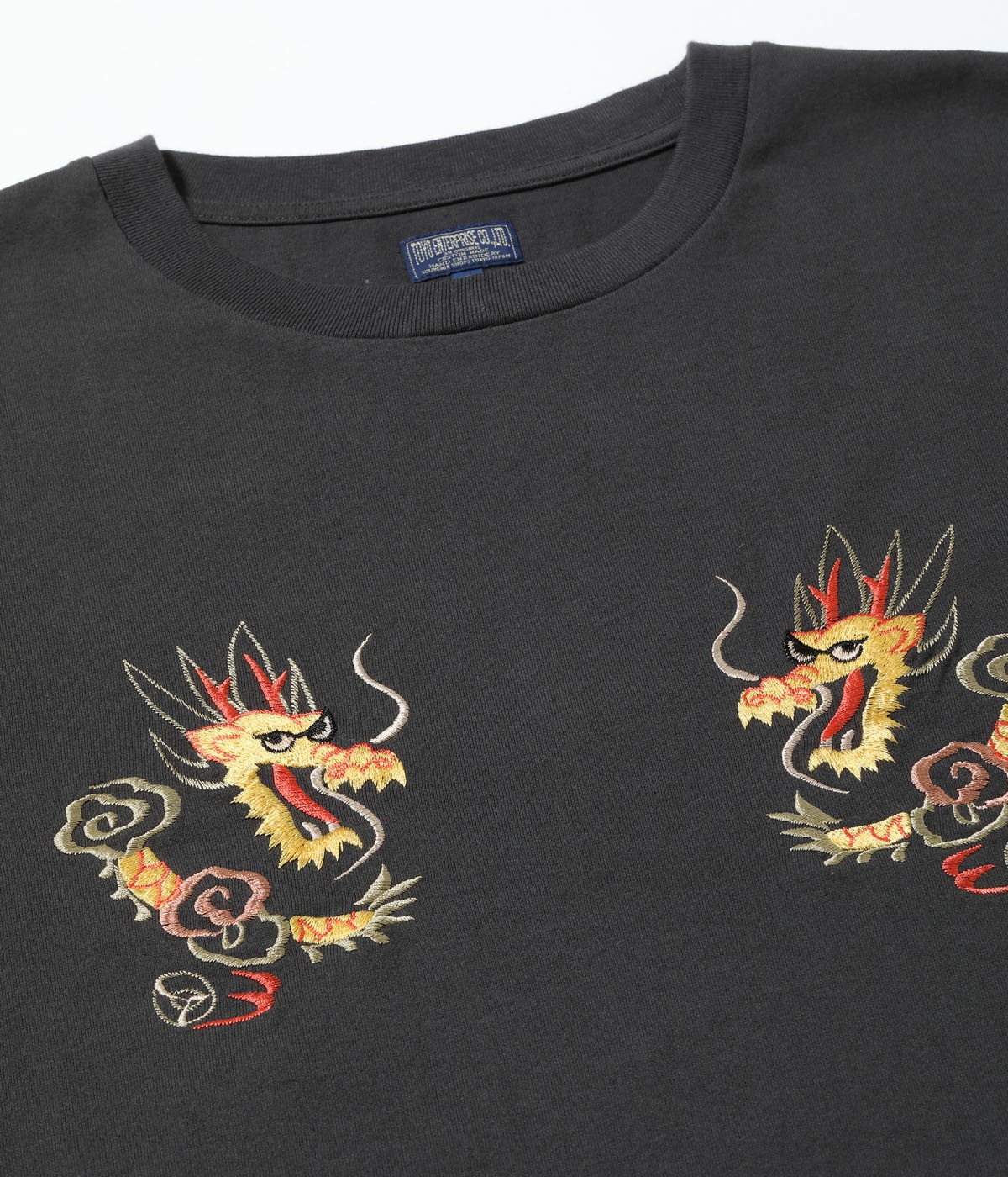 Lot No. TT79744 / SUKA T-SHIRT EMBROIDERED ��DRAGON��