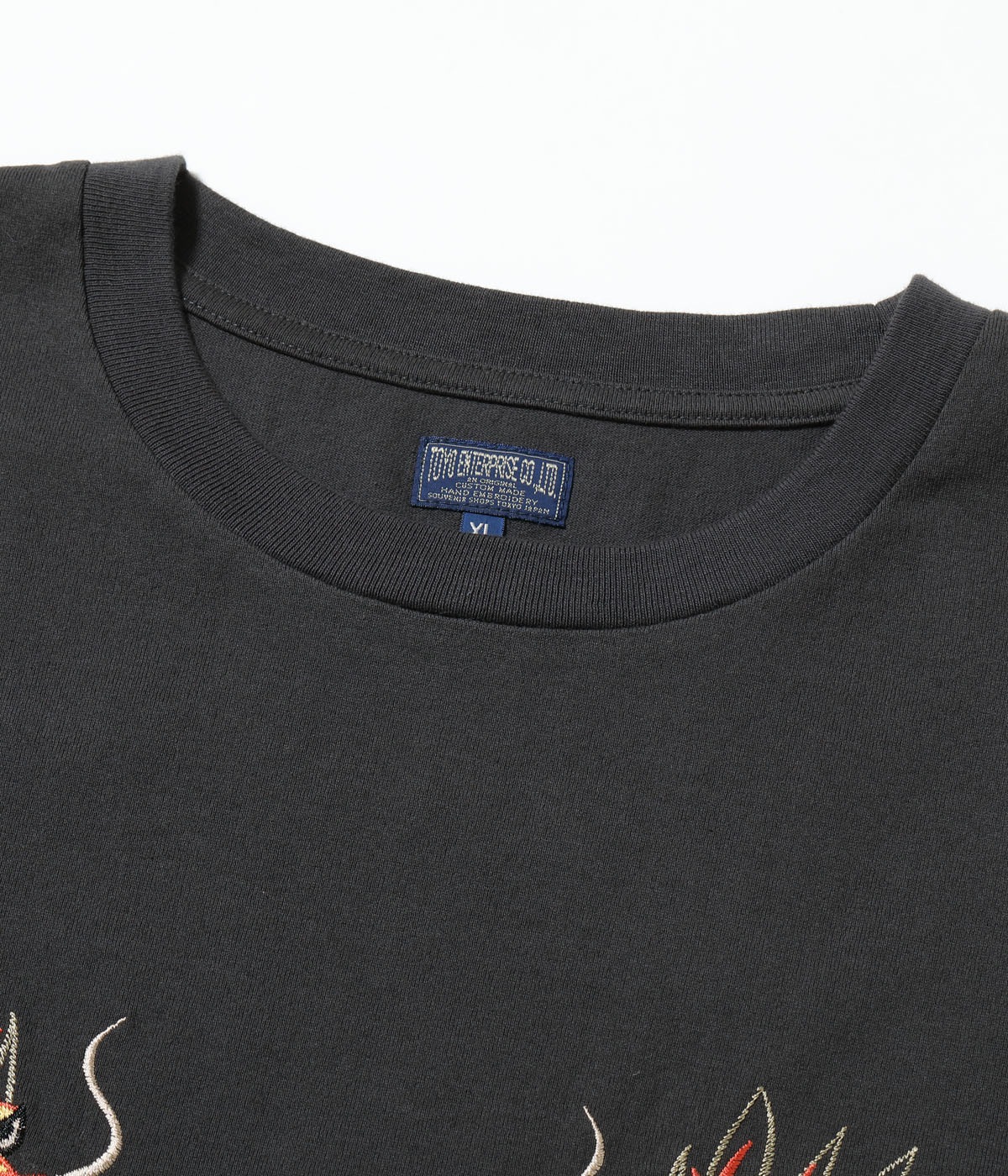 Lot No. TT79744 / SUKA T-SHIRT EMBROIDERED ��DRAGON��