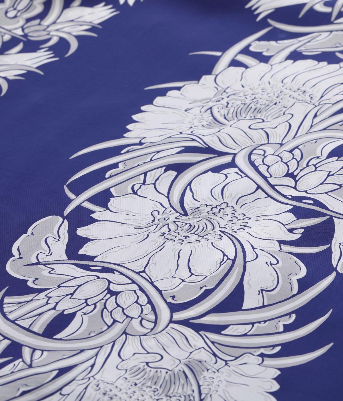 Lot No. SS39612 / RAYON HAWAIIAN SHIRT ��NIGHT BLOOMING CEREUS BORDER��