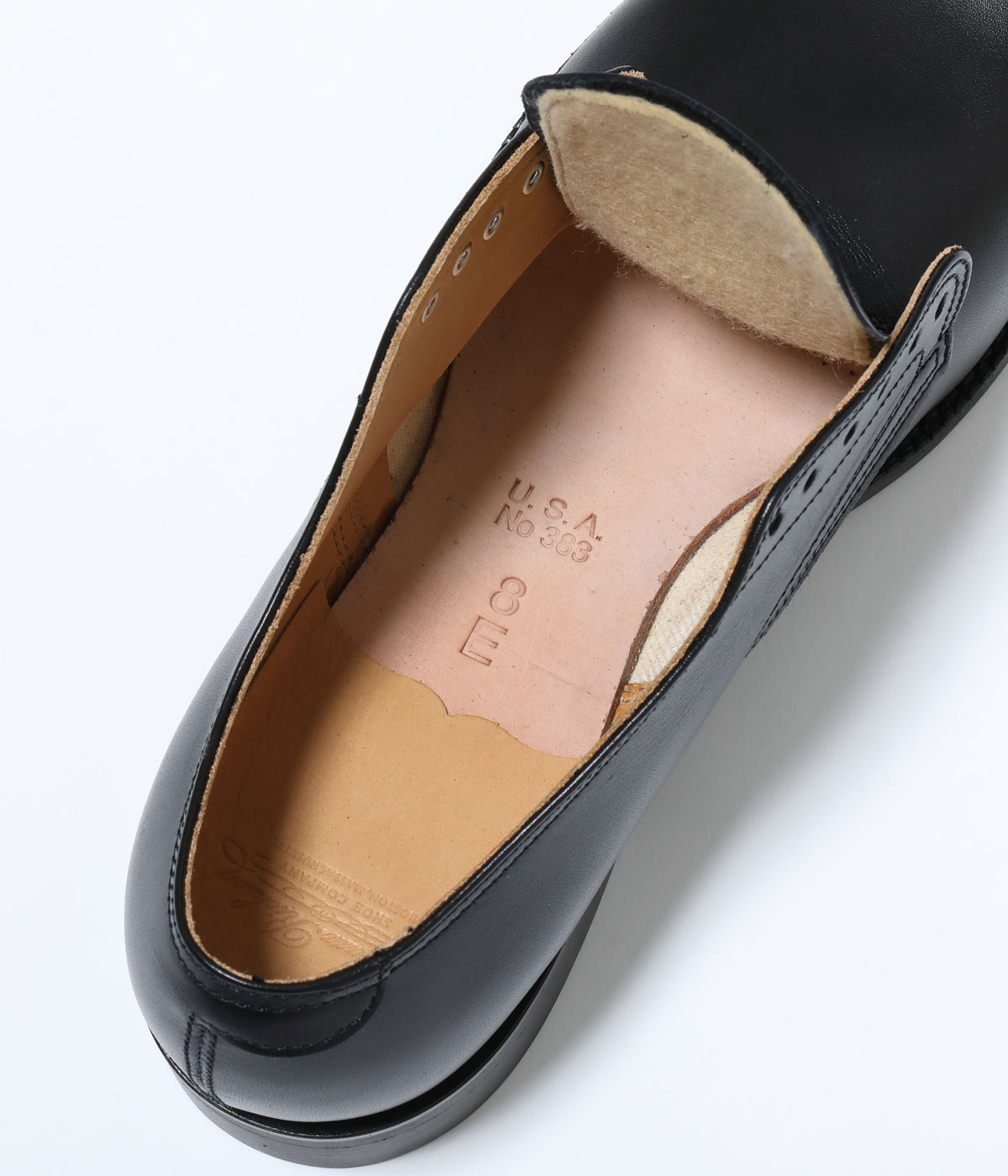 2025ǯ1029 / Lot No. BR02857 / WILLIAM GIBSON COLLECTION SHOES, LOW QUARTER, BLACK VERSION