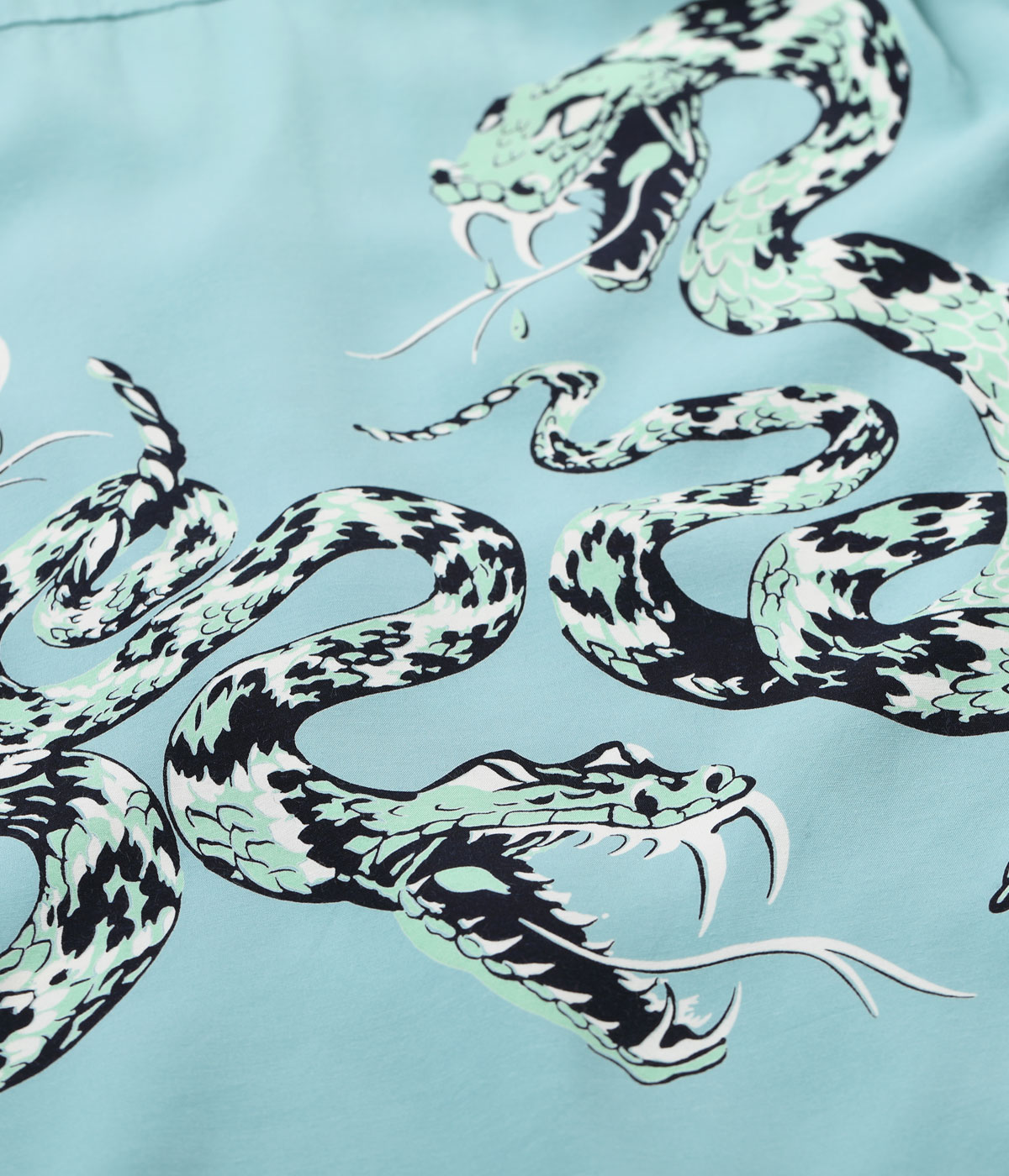 Lot No. SH39486 / HIGH DENSITY RAYON OPEN SHIRT RATTLE SNAKE
