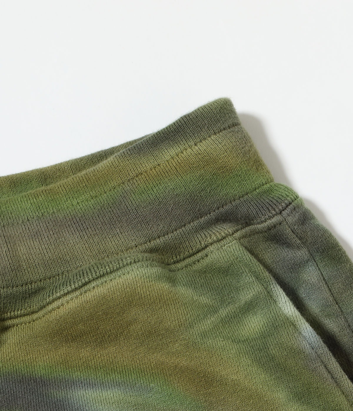 Lot No. BR52659 / TIE DYE CAMOUFLAGE SWEAT SHORTS