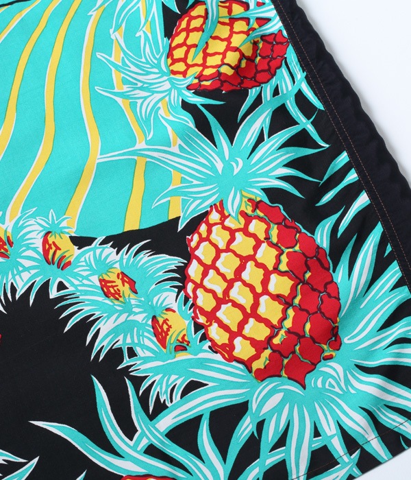 Lot No. SS32943 / SUN SURF SPECIAL EDITION ��PINEAPPLE PICKER��