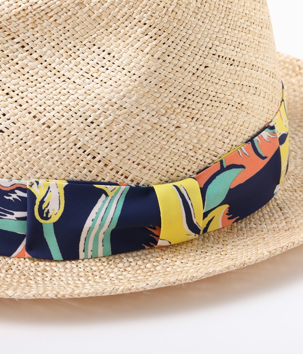 Lot No. SS02740 / ��LILY IN PARADISE�� ISLAND BAO by Mr.FATMAN