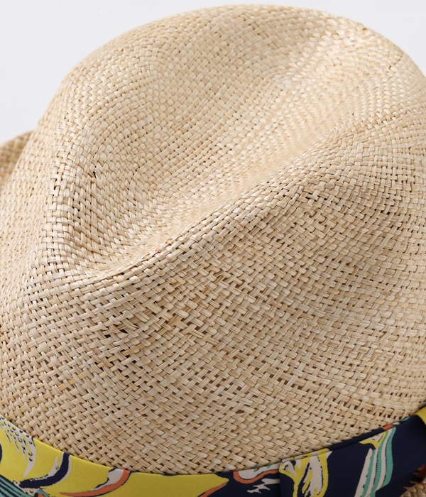 Lot No. SS02740 / ��LILY IN PARADISE�� ISLAND BAO by Mr.FATMAN