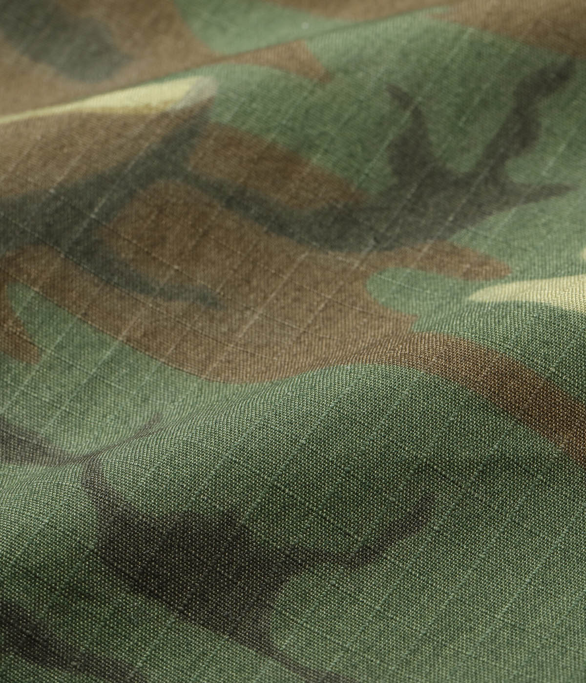 Lot No. BR42528 / TROUSERS, MAN'S, CAMOUFLAGE COTTON, WIND RESISTANT POPLIN, CLASS 2