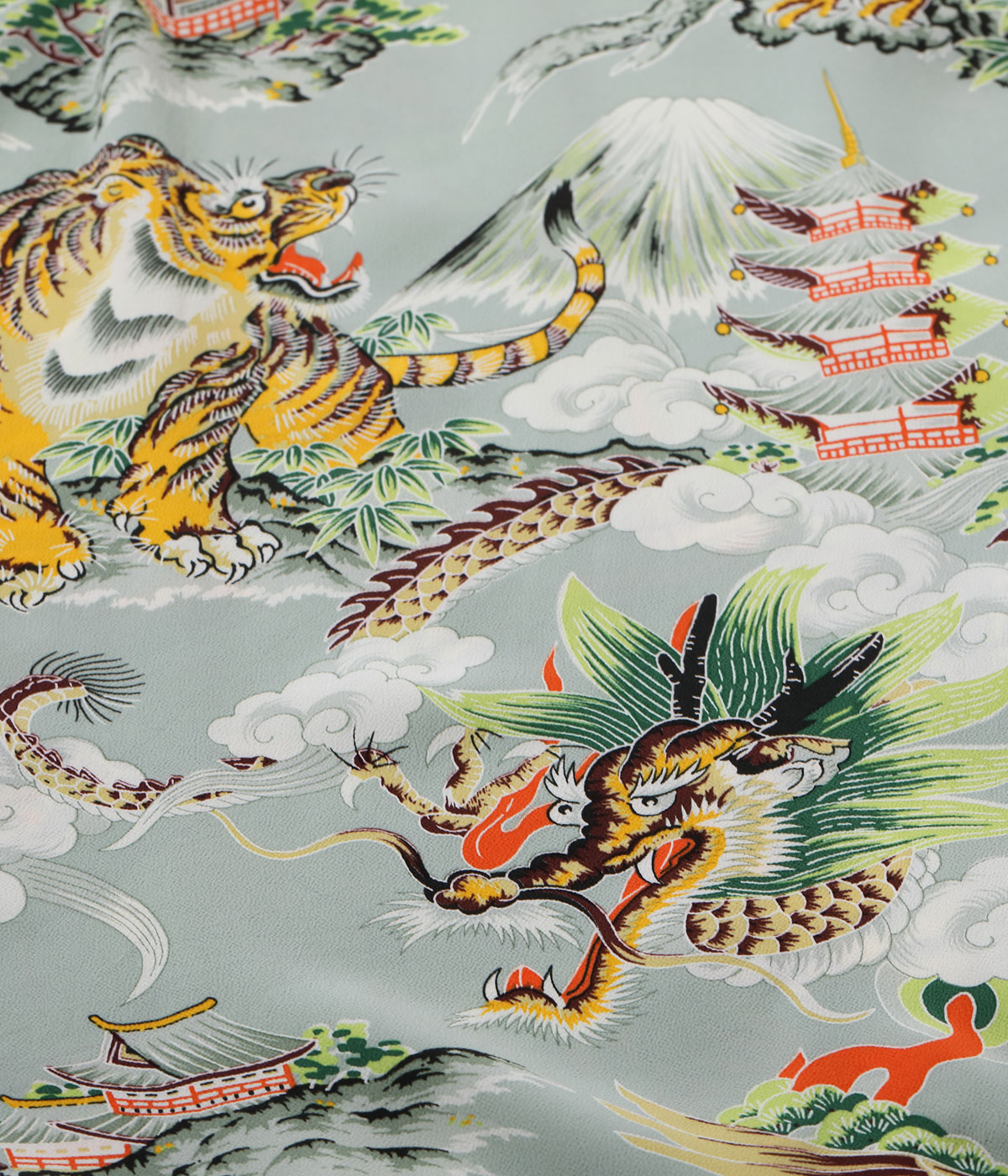 Lot No. SS39743 / SUN SURF SPECIAL EDITION ��EAGLE, TIGER, DRAGON��