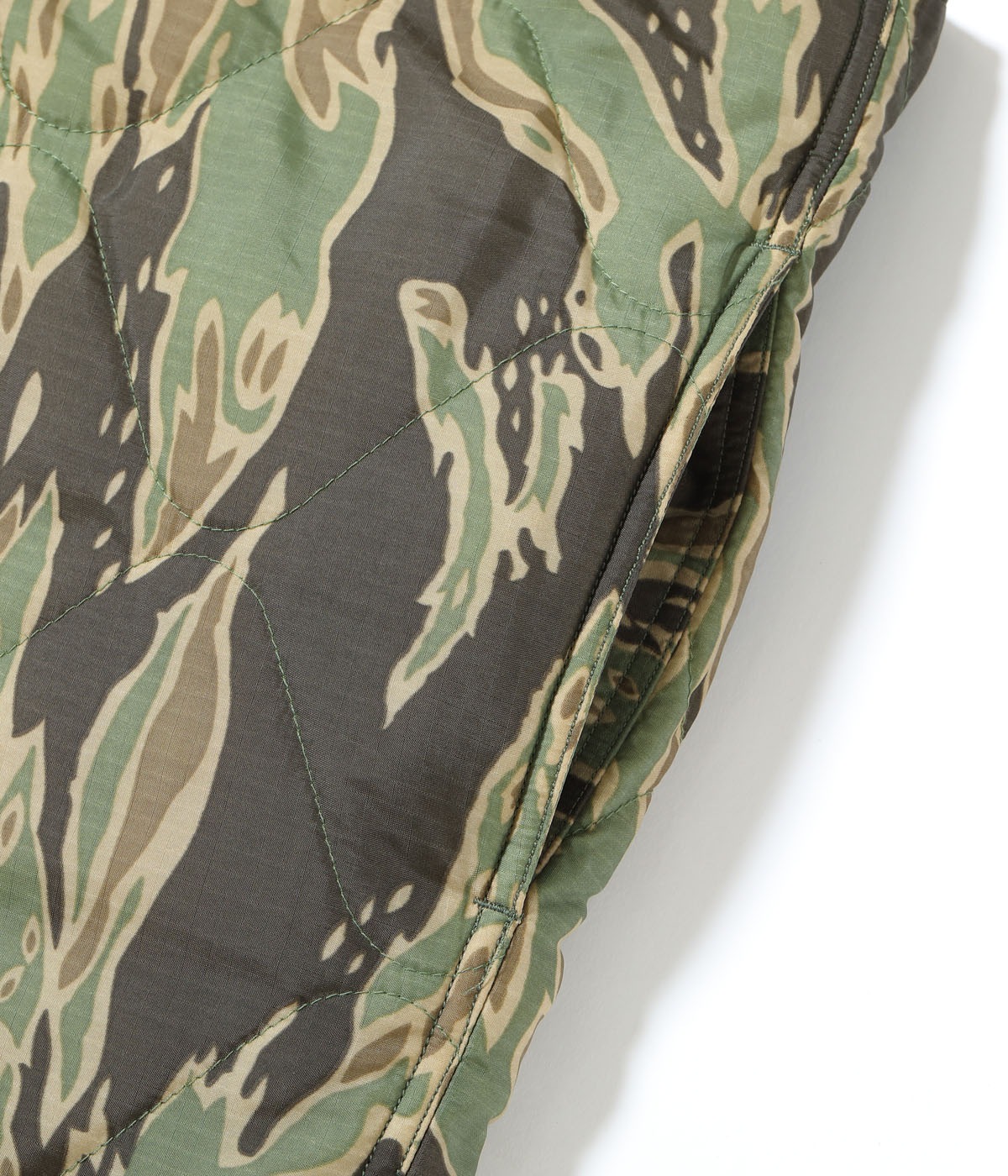 Lot No. MO15823 / MODUCT VEST, DESERT STORM