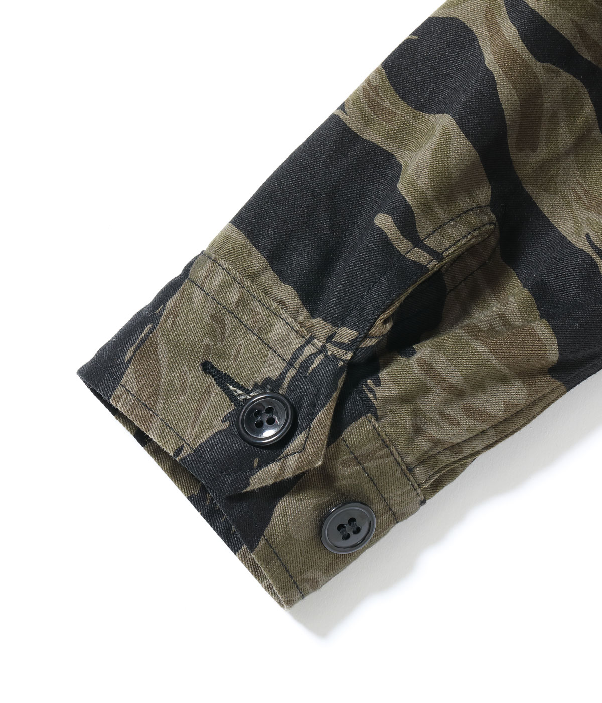 Lot No. BR15778 / WILLIAM GIBSON COLLECTION BLACK TIGER PATTERN JACKET OVER DYE