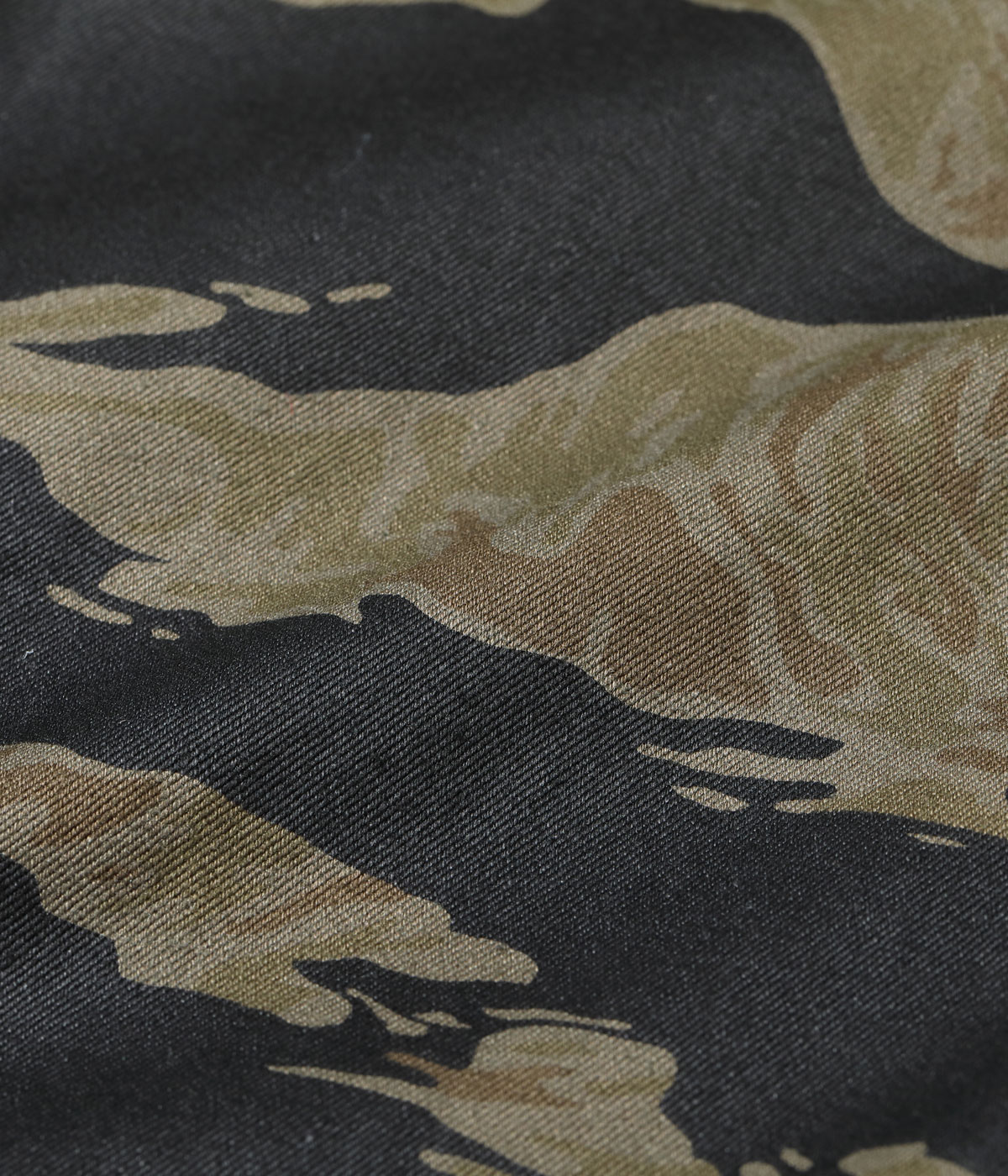 Lot No. BR42594 / WILLIAM GIBSON COLLECTION BLACK TIGER PATTERN TROUSERS OVER DYE