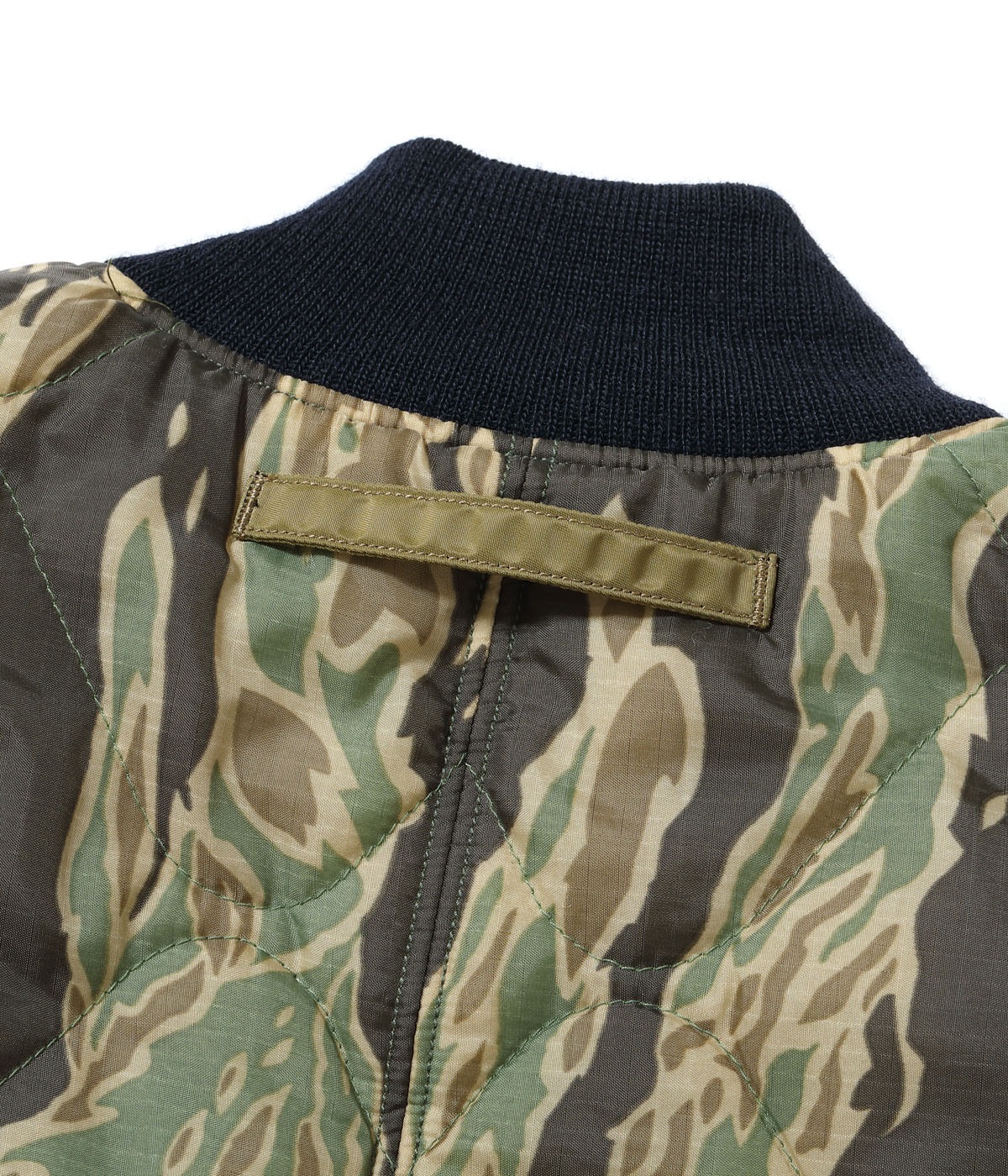 Lot No. MO15821 / MODUCT JACKET, DECK, TANK