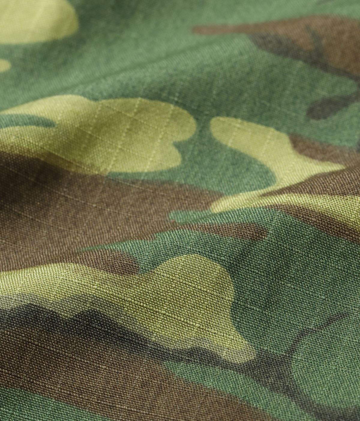 Lot No. BR52532 / TROUSERS, MAN'S, CAMOUFLAGE COTTON, WIND RESISTANT POPLIN, CLASS 2 SHORTS