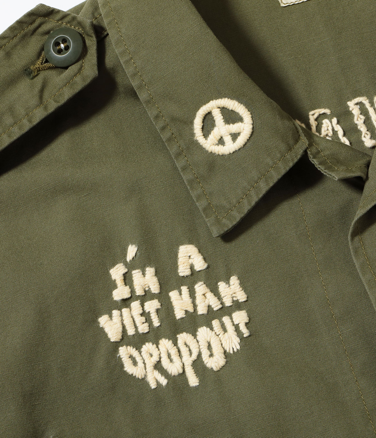 Lot No. BR15919 / COAT, MAN'S COMBAT TROPICAL HAND EMBROIDERY